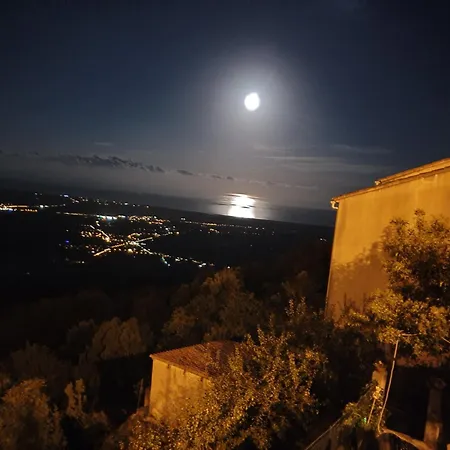 Сasa de vacaciones Casa Elena *